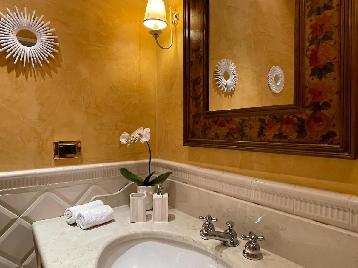 Belle Ile Lake View Suite Cadenabbia
