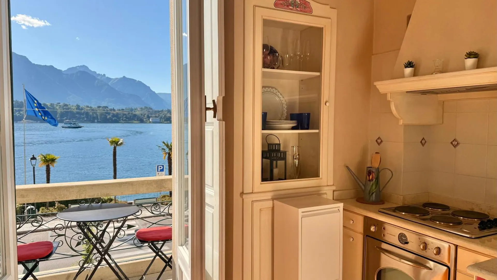 Belle Ile Lake View Suite Cadenabbia Апартаменты